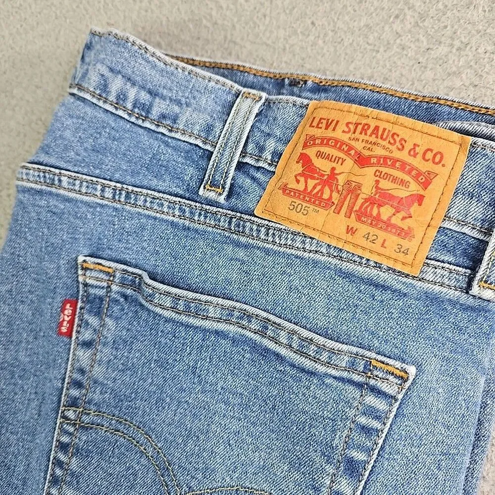 Levis levis 505